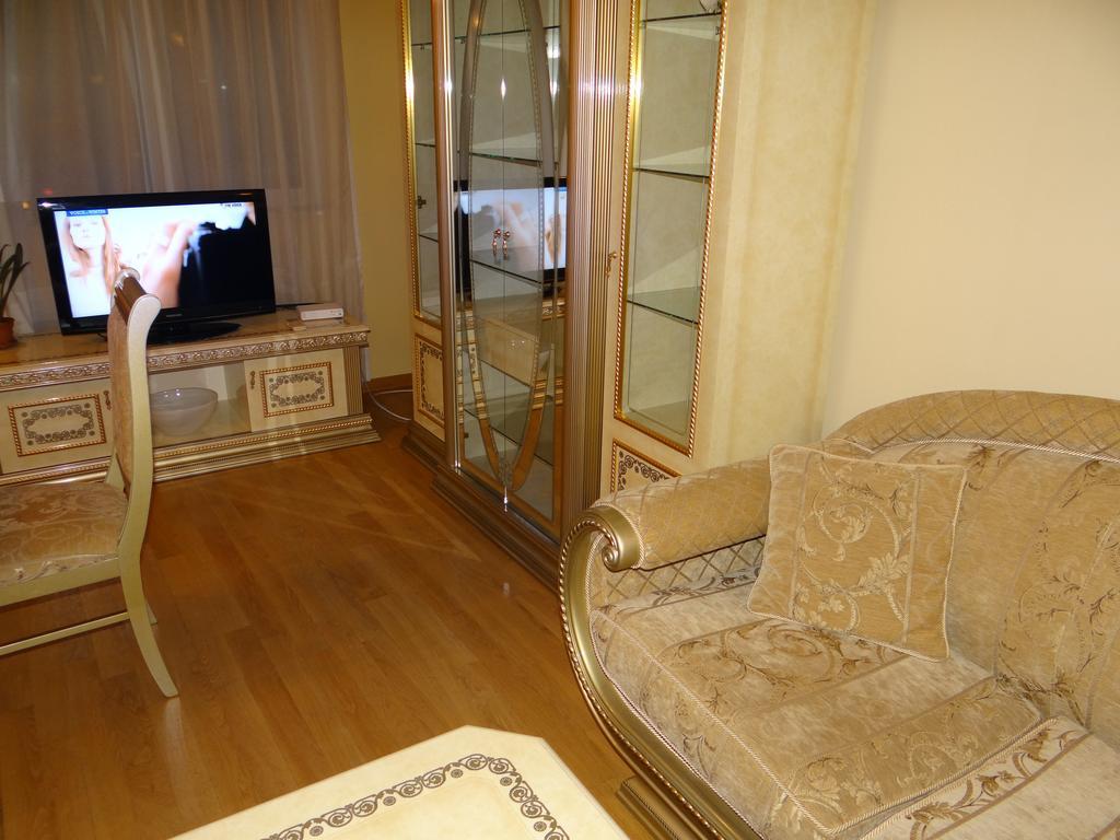 Luxury Versailles Apartments Center Opera Burgas Luaran gambar